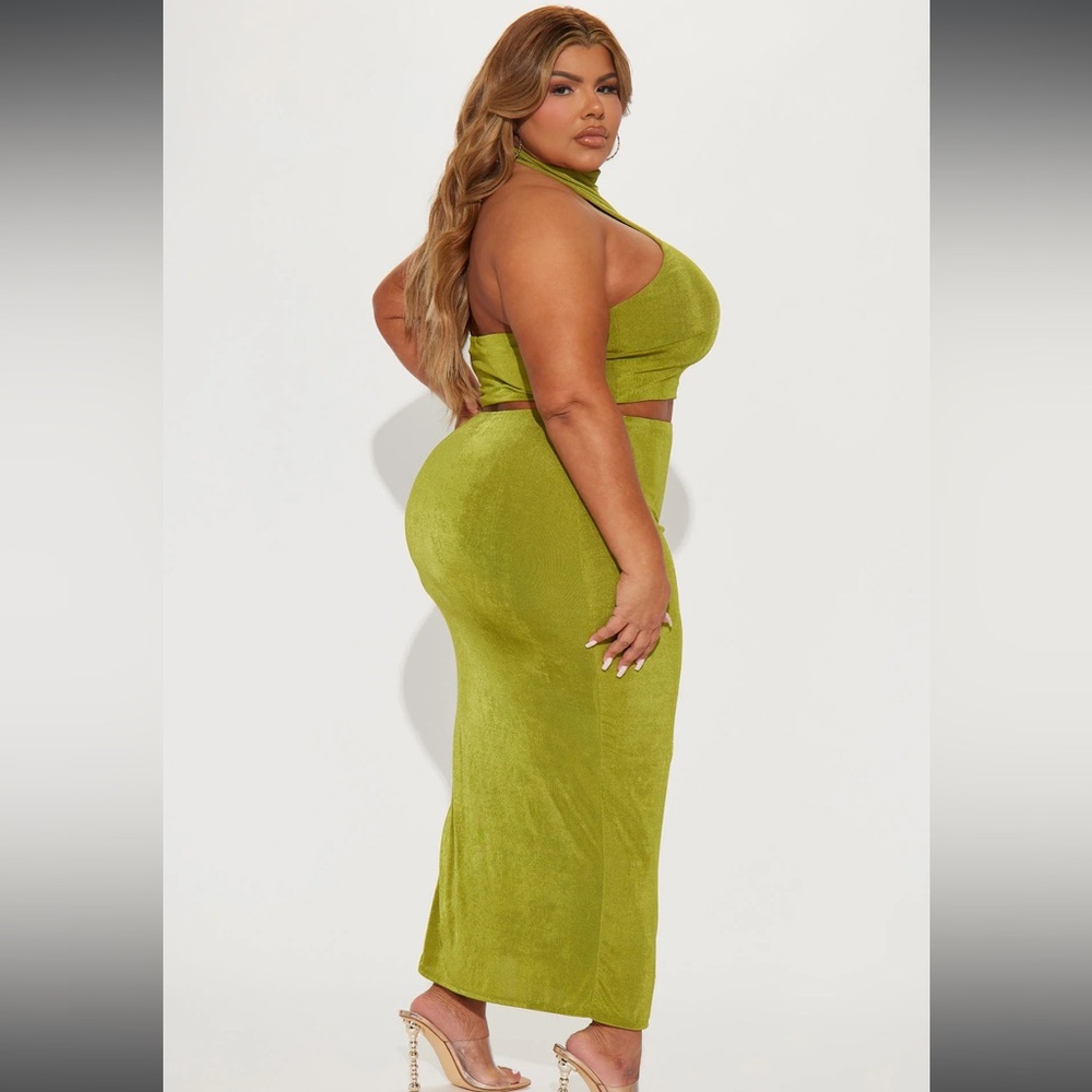 COPY - NWOT FASHION NOVA Same Girl Slinky Skirt Set - Picture 6 of 16